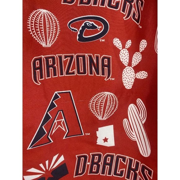 Tyson Mens Button Down Short Sleeve Shirt AOP Arizona Diamondbacks Red XL Flaws - Picture 10 of 10
